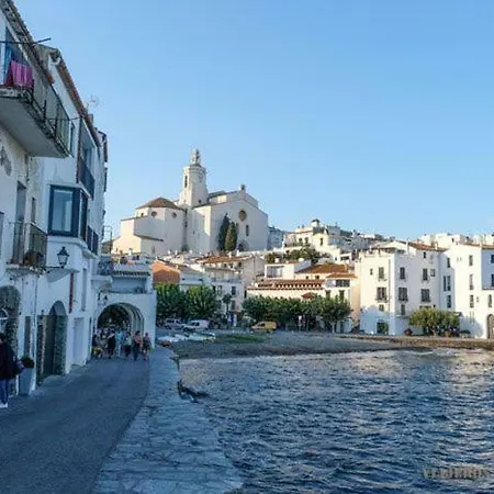 Apartment Duplex, Terrace And Sea Views In Cadaques